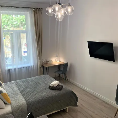 Iris On Popovich Lägenhet