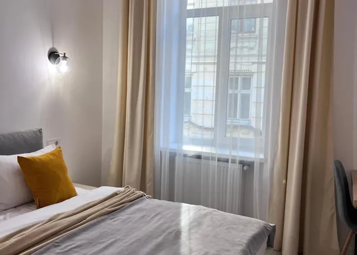 Iris On Popovich * Leópolis