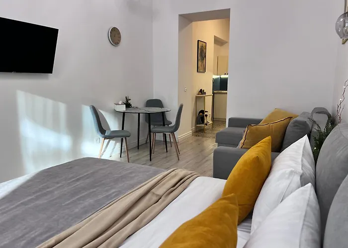 Iris On Popovich Apartamento *